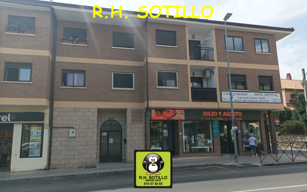 ALQUILER PLAZA DE GARAJE Y TRASTERO MUY CENTRICOS ALQUILER PLAZA DE GARAJE Y TRASTERO MUY CENTRICOS