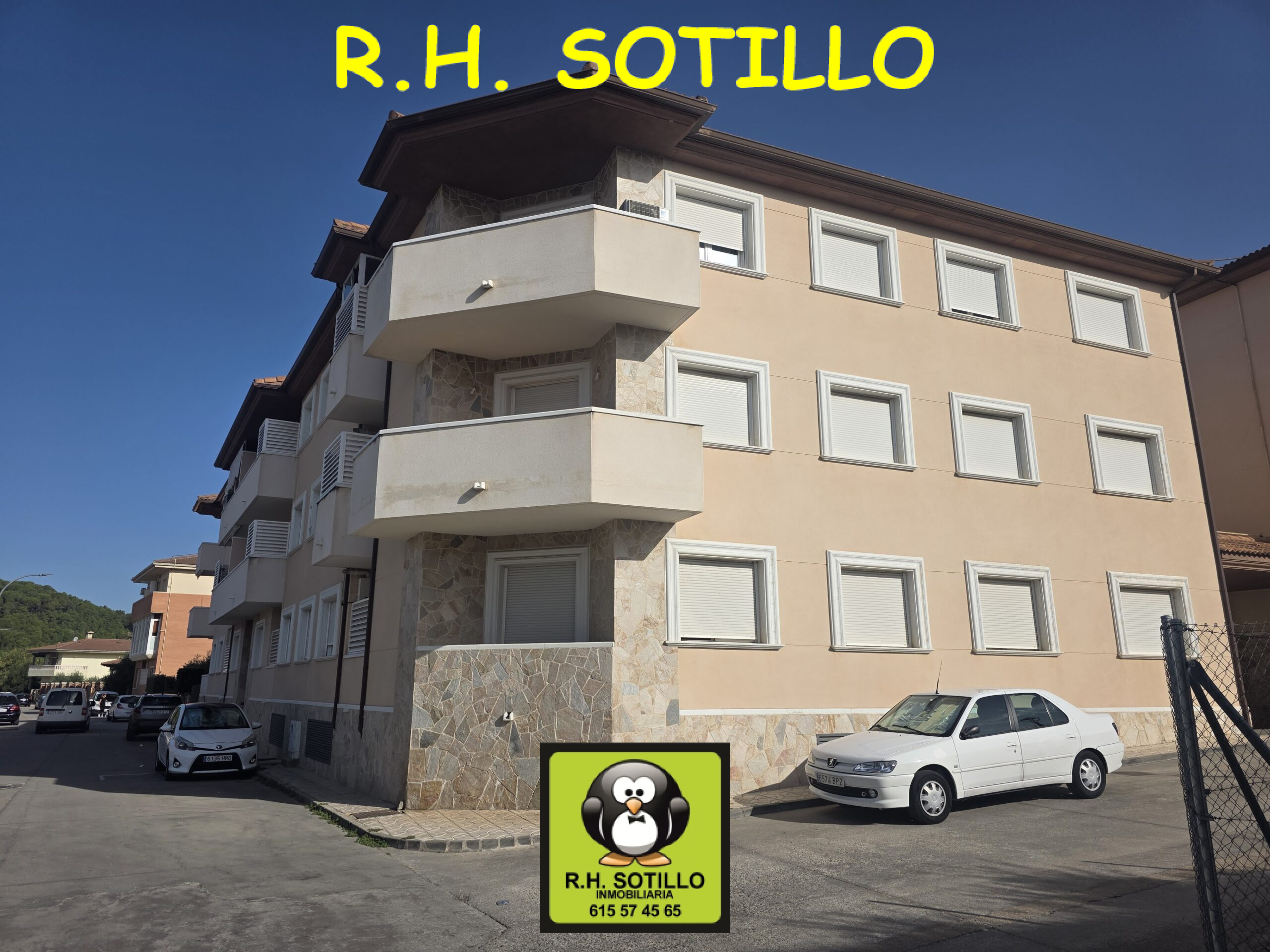 Alquilamos en Sotillo   Precioso Piso con  Terraza , Ascensor , Garaje y Piscina ComunitariaAlquilado